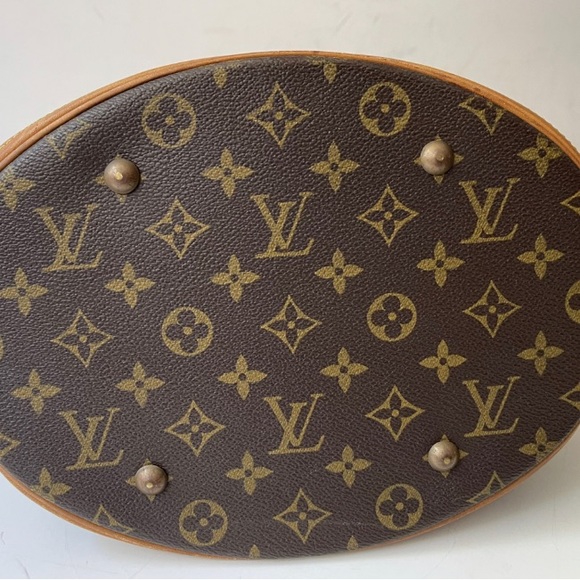 Louis Vuitton Bucket Bag - Picture 8 of 12